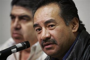 Sindicatos internacionales buscar&aacute;n cambiar a gremio de Pemex